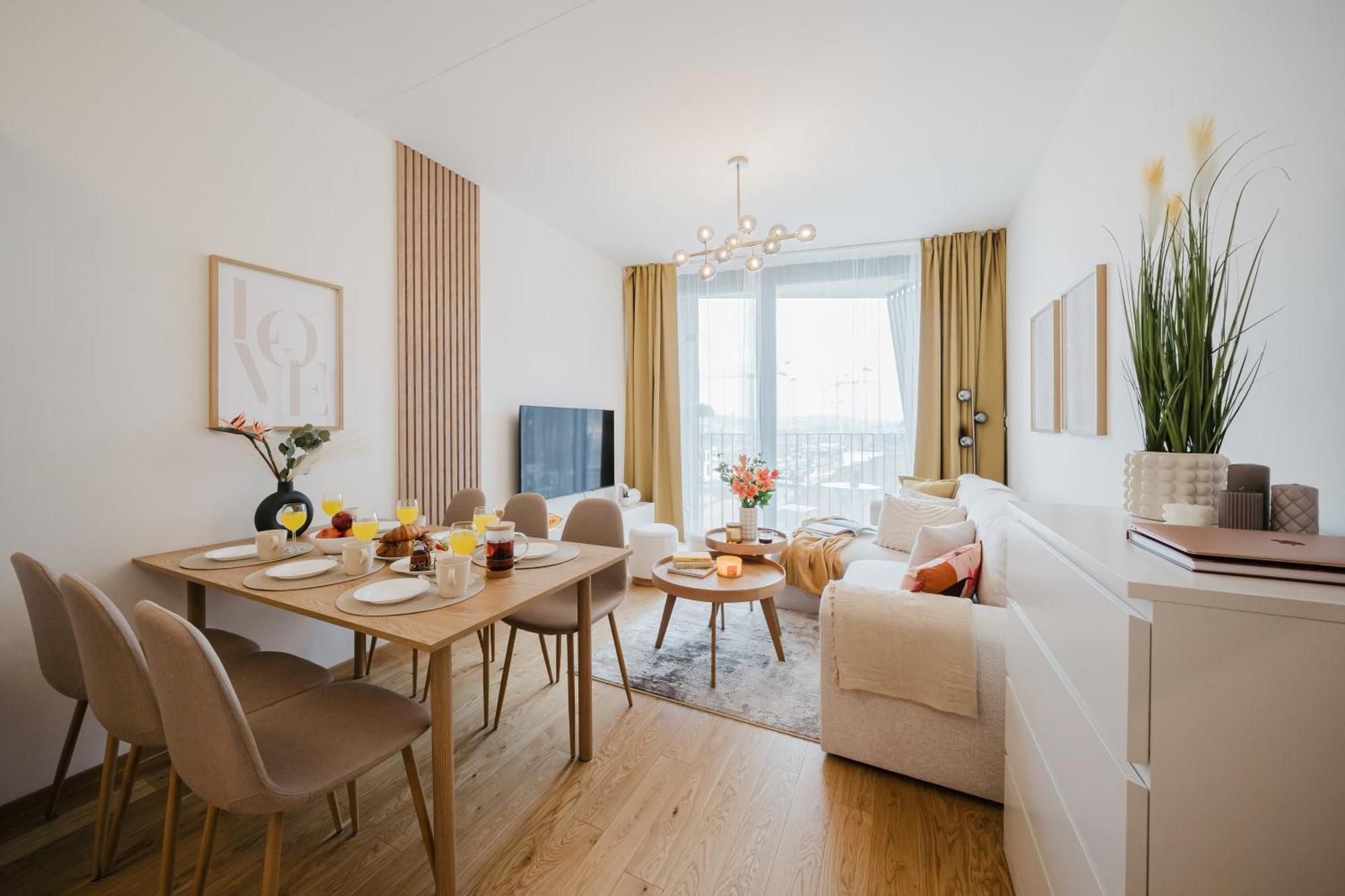 Days - With Garage And Balcony In Smichov Apartmán Praha